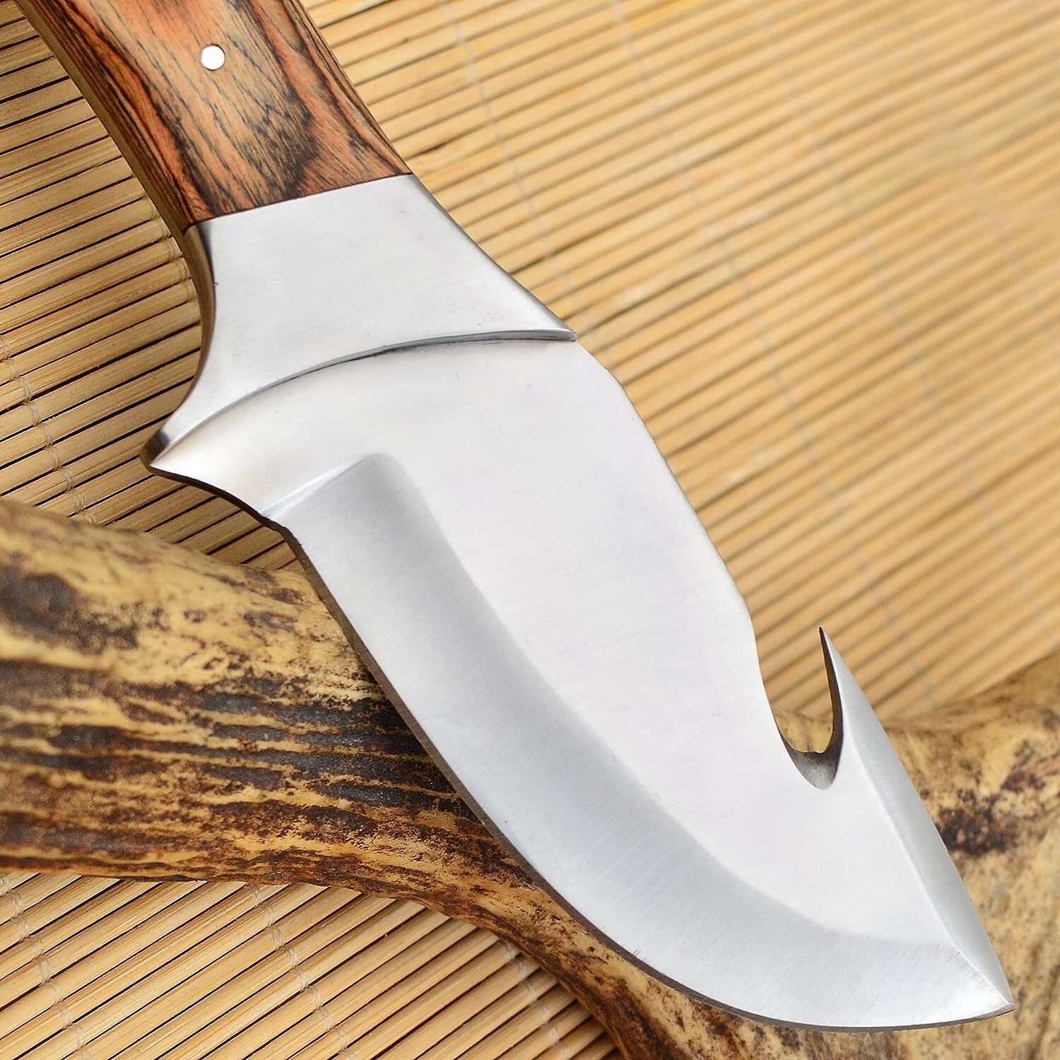 Gut Hook Knife