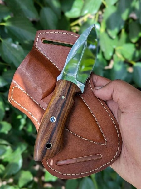Screenshot 2025-06-09 191614 hunting knife